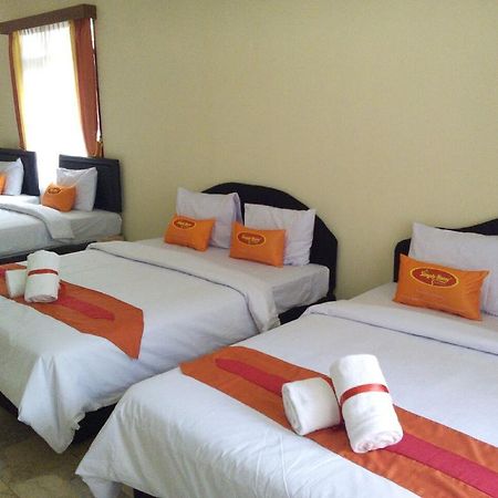 Simply Homy Guest House Pasteur Бандунг Екстериор снимка