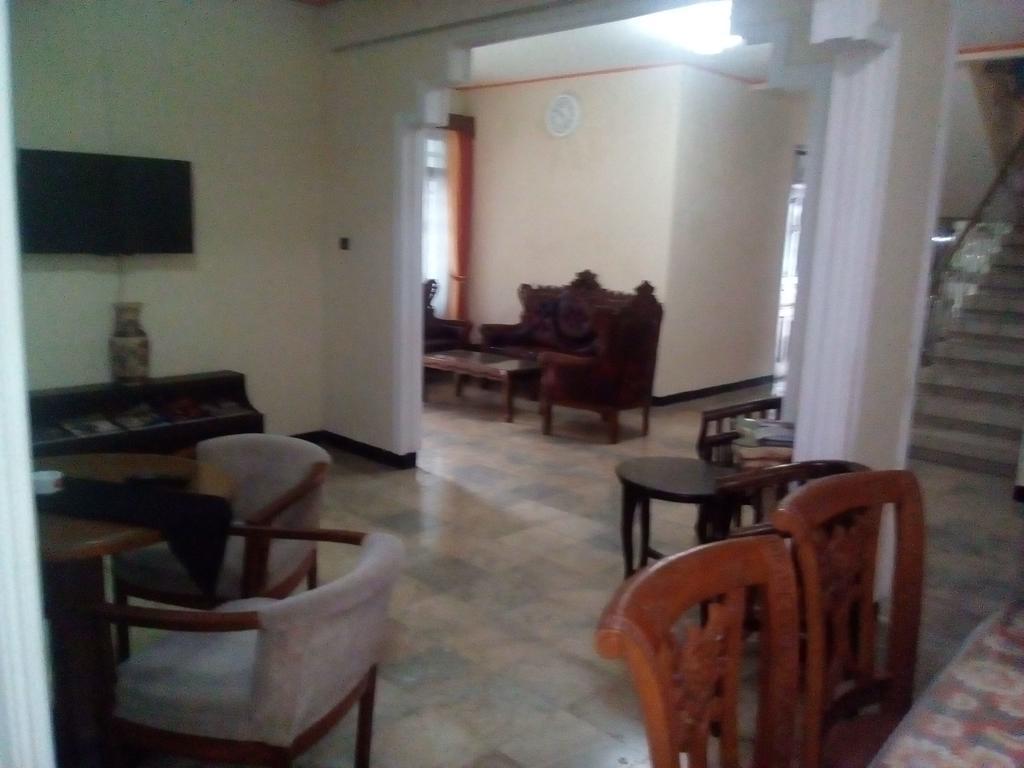 Simply Homy Guest House Pasteur Бандунг Екстериор снимка