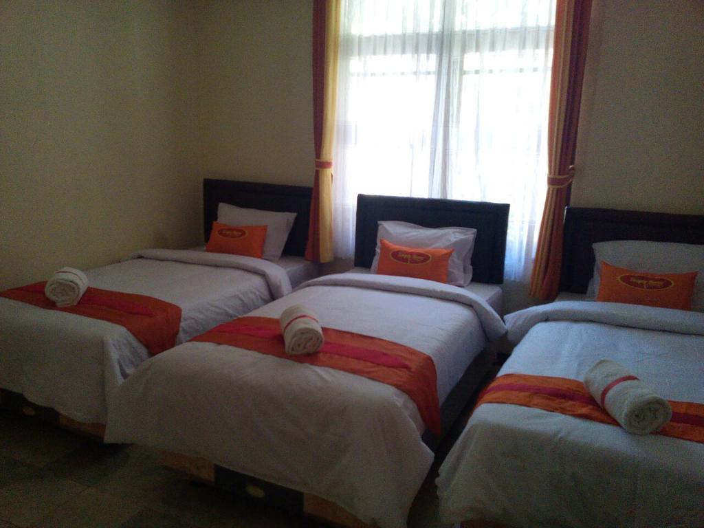Simply Homy Guest House Pasteur Бандунг Екстериор снимка