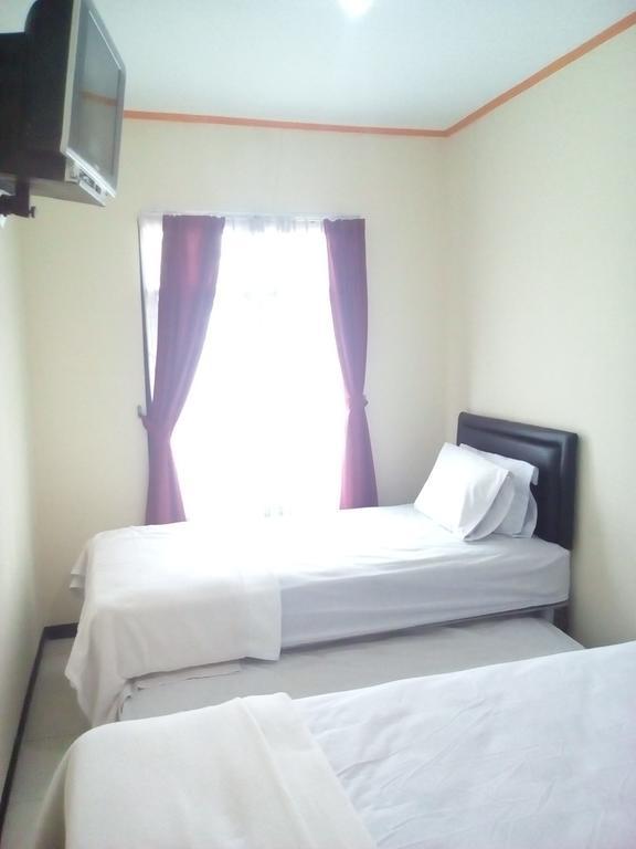 Simply Homy Guest House Pasteur Бандунг Екстериор снимка
