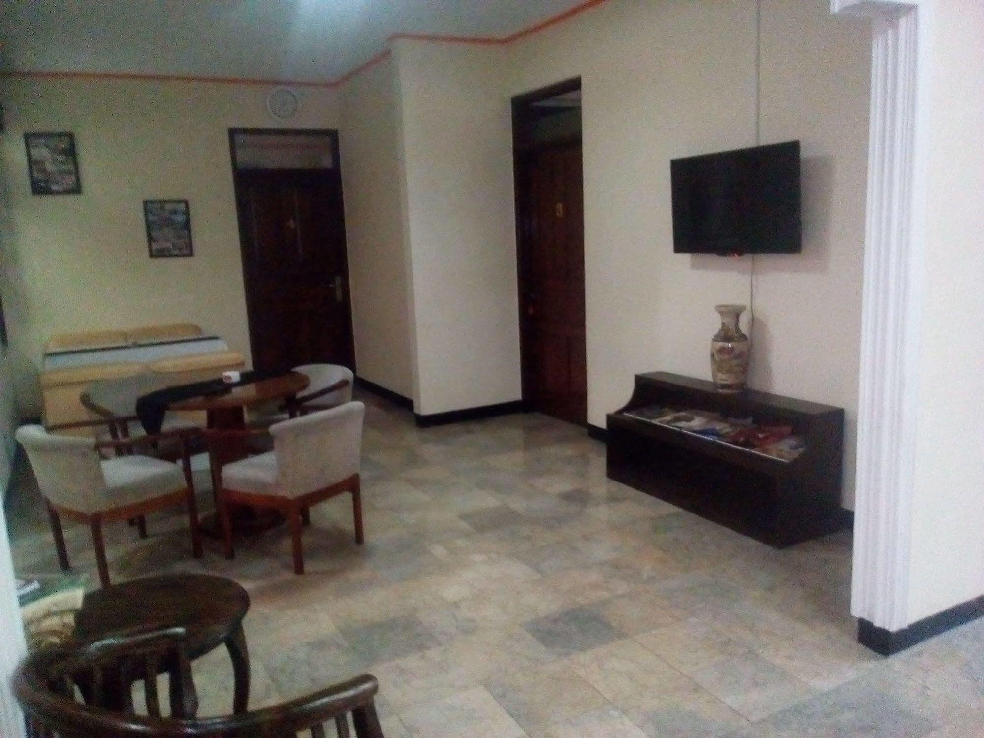 Simply Homy Guest House Pasteur Бандунг Екстериор снимка