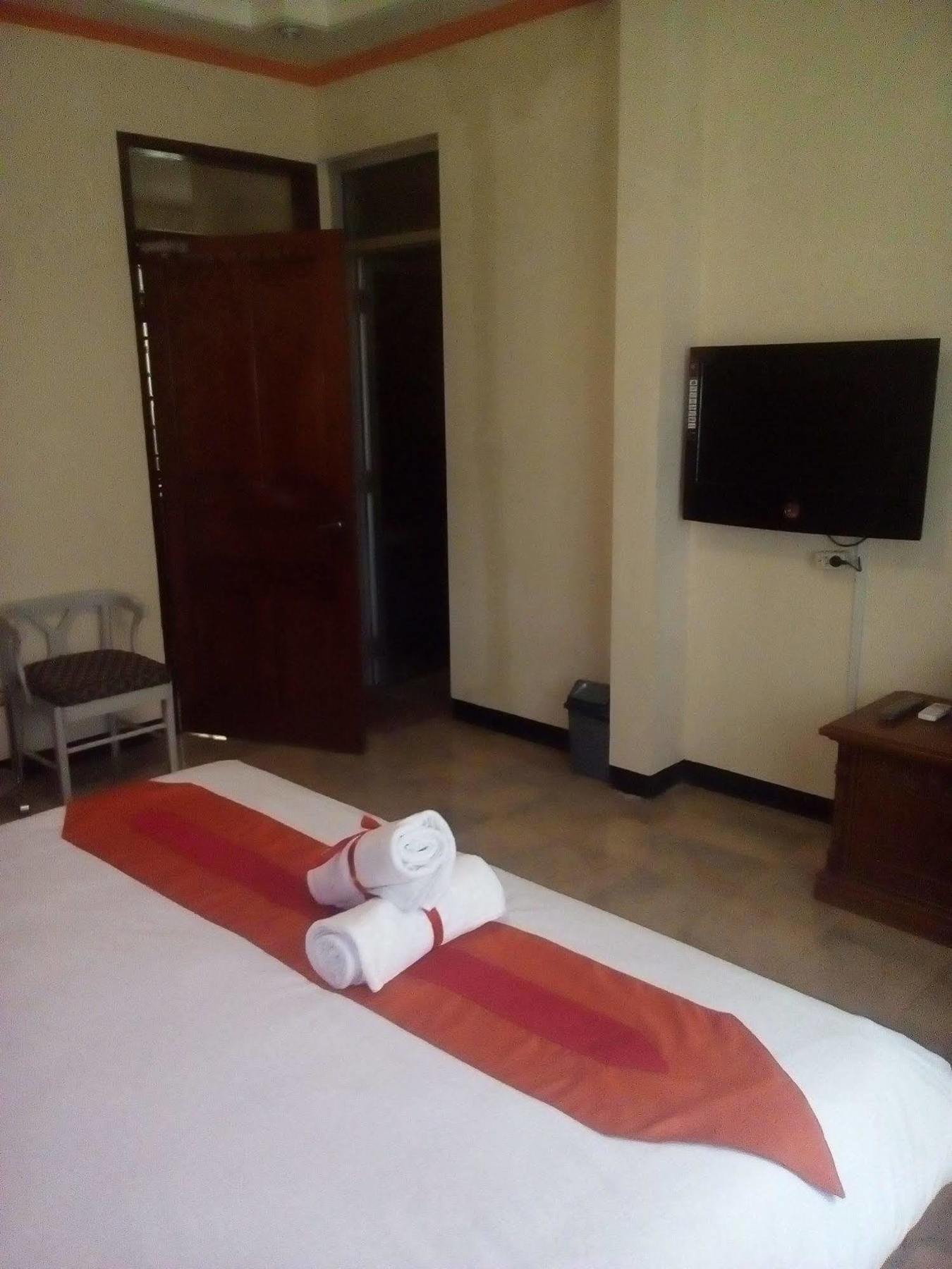 Simply Homy Guest House Pasteur Бандунг Екстериор снимка