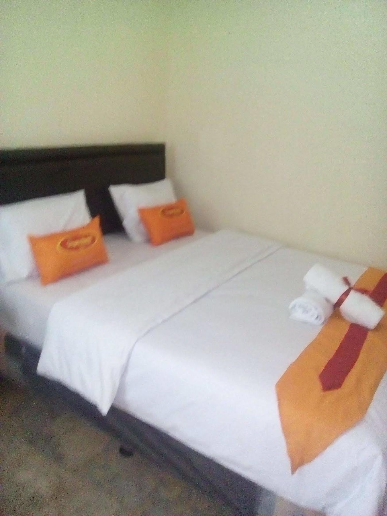 Simply Homy Guest House Pasteur Бандунг Екстериор снимка